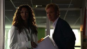 Fotograma del episodio 4: Asesinato instantáneo