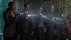 Fotograma del episodio 9: Estrellas y franjas