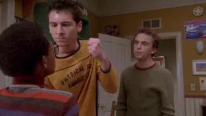 Fotograma del episodio 3: Reese Contra Stevie