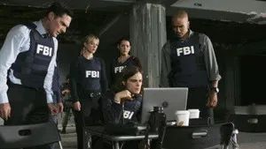 Fotograma del episodio 9: 100