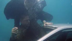 Fotograma del episodio 7: Requiem