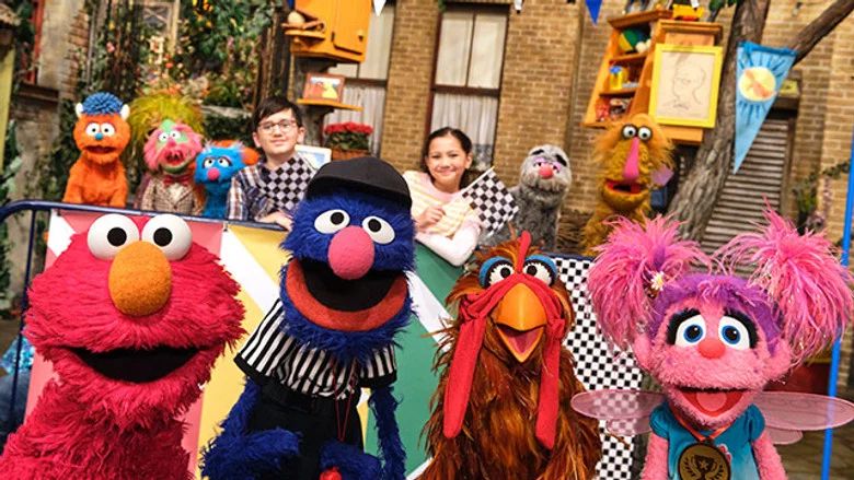 Elmo corre la carrera
