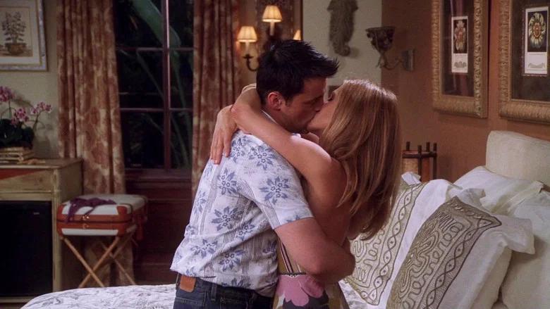 Cuando Joey y Rachel se besan